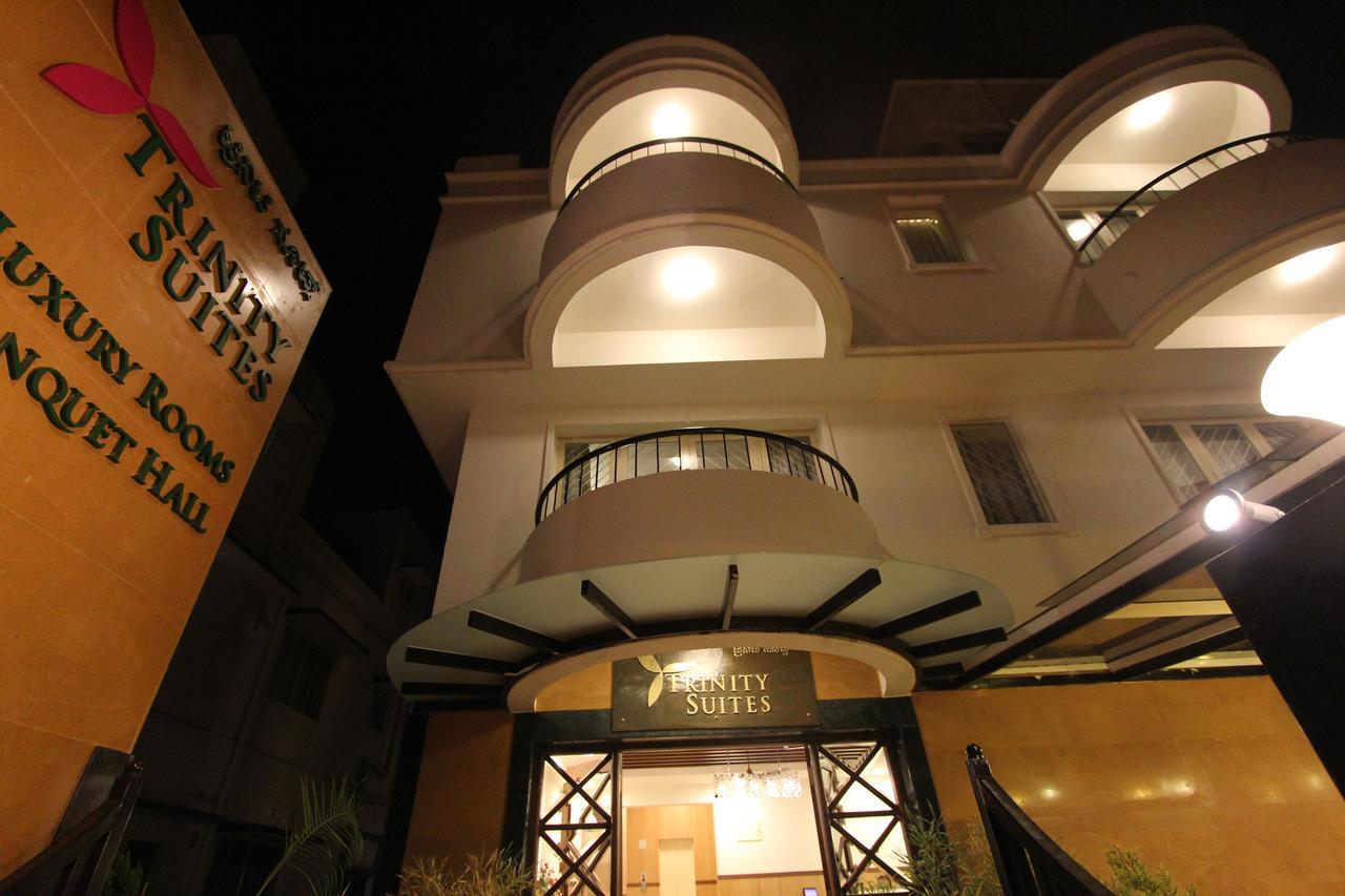 Trinity Suits Bangalore Esterno foto