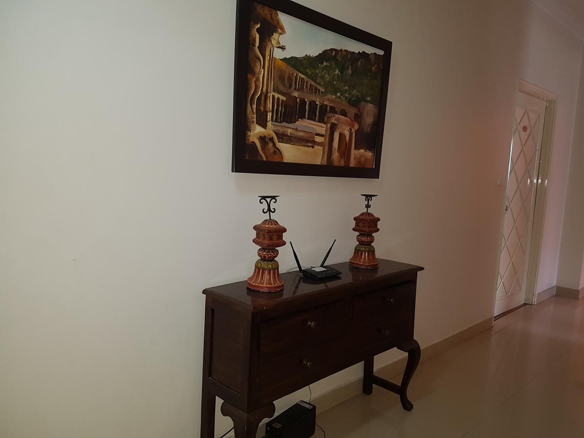 Trinity Suits Bangalore Esterno foto